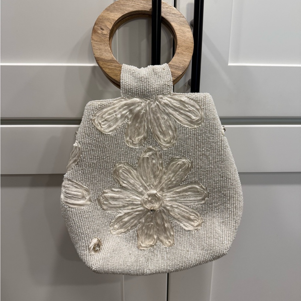 Lulu's Cream Floral Tote with Wooden Handle